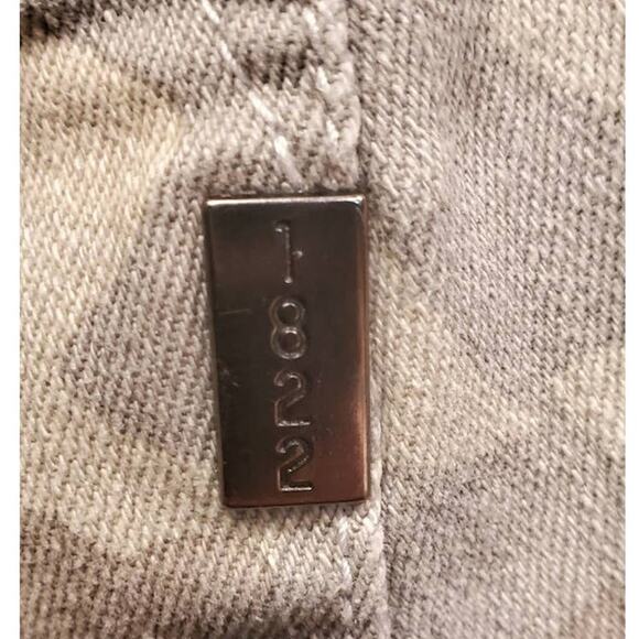 1822 Denim Gray Camo Jeans tapered Legs Size 28 - Picture 6 of 9